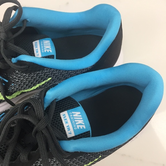 NIKE TRAINING FLEX TR 7 Sneakers Size 8 - Picture 5 of 8
